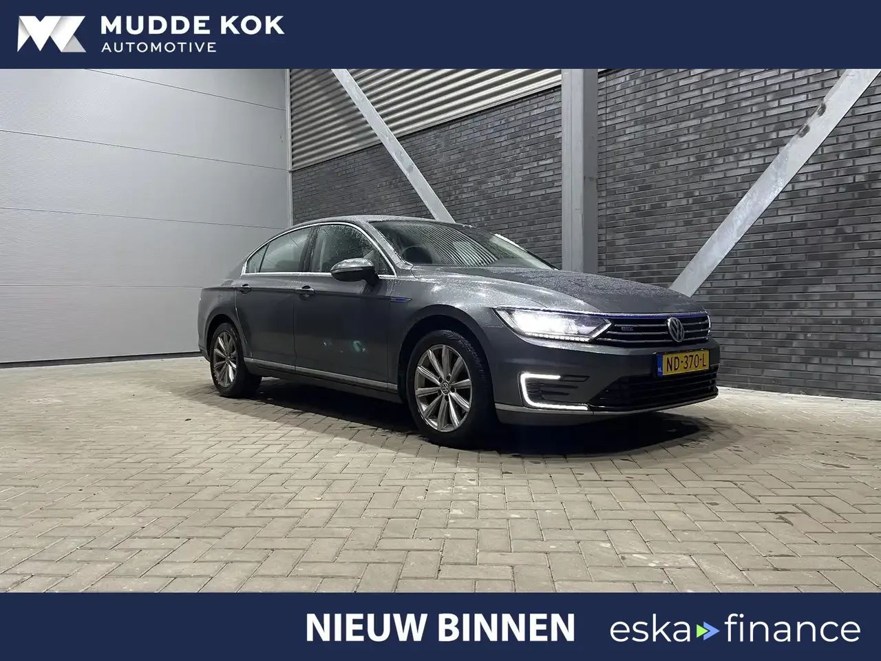 Leasing Sedan Volkswagen Passat 2016