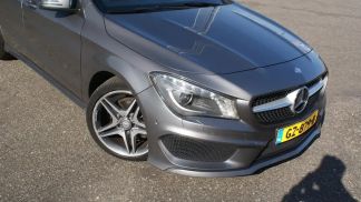 Lízing Sedan MERCEDES CLA 180 2015