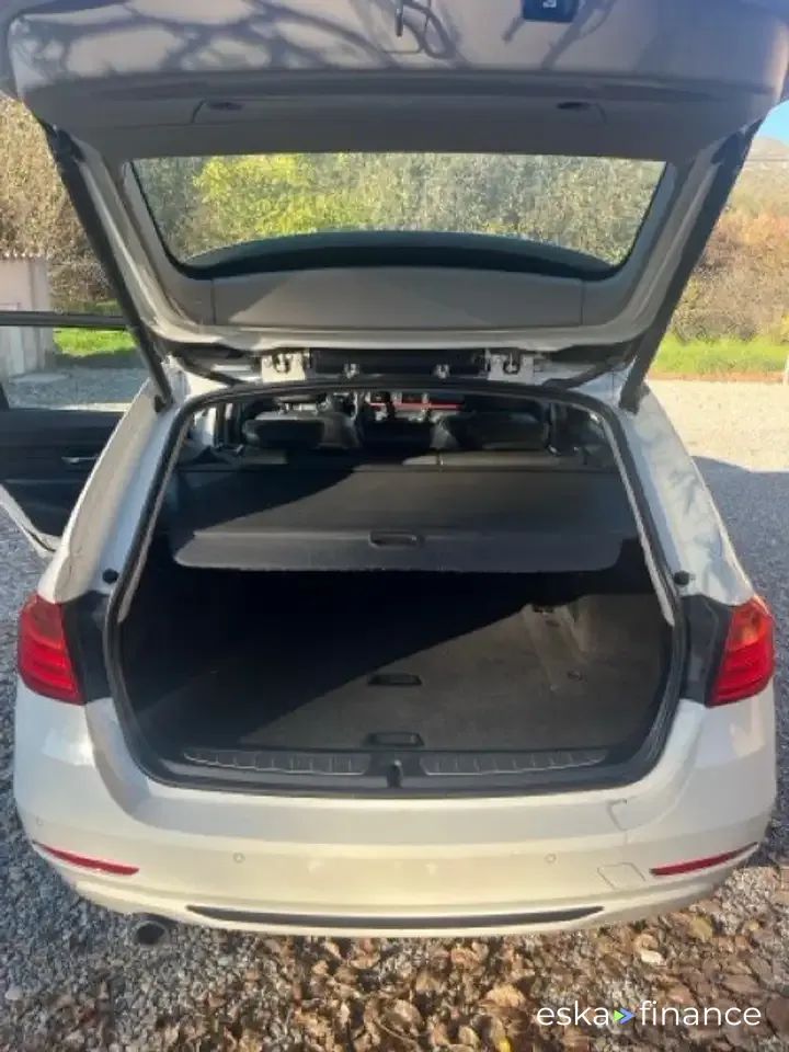 Leasing Wagon BMW 320 2014