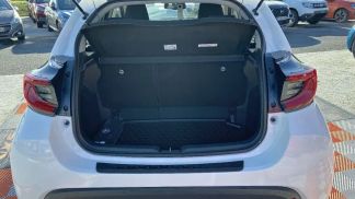 Leasing Sedan Toyota Yaris 2025