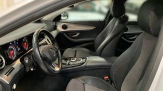 Lízing Sedan MERCEDES E 200 2017