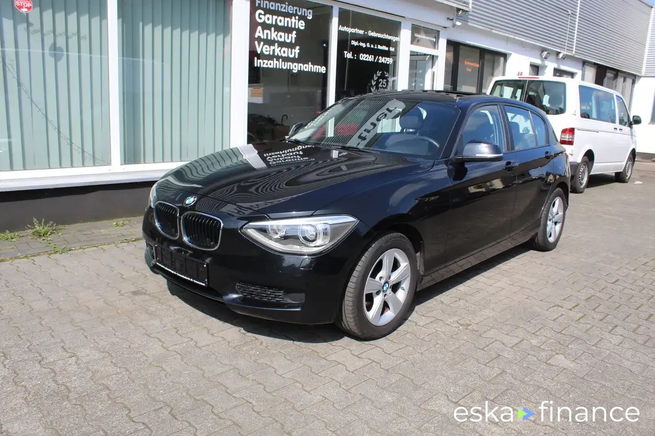 Leasing Hatchback BMW 116 2013