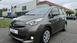 Financování Konvertibilní Toyota Verso-S 2015