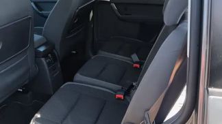 Financování Hatchback Volkswagen Touran 2011