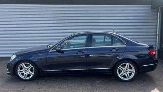 Lízing Sedan MERCEDES C 180 2012