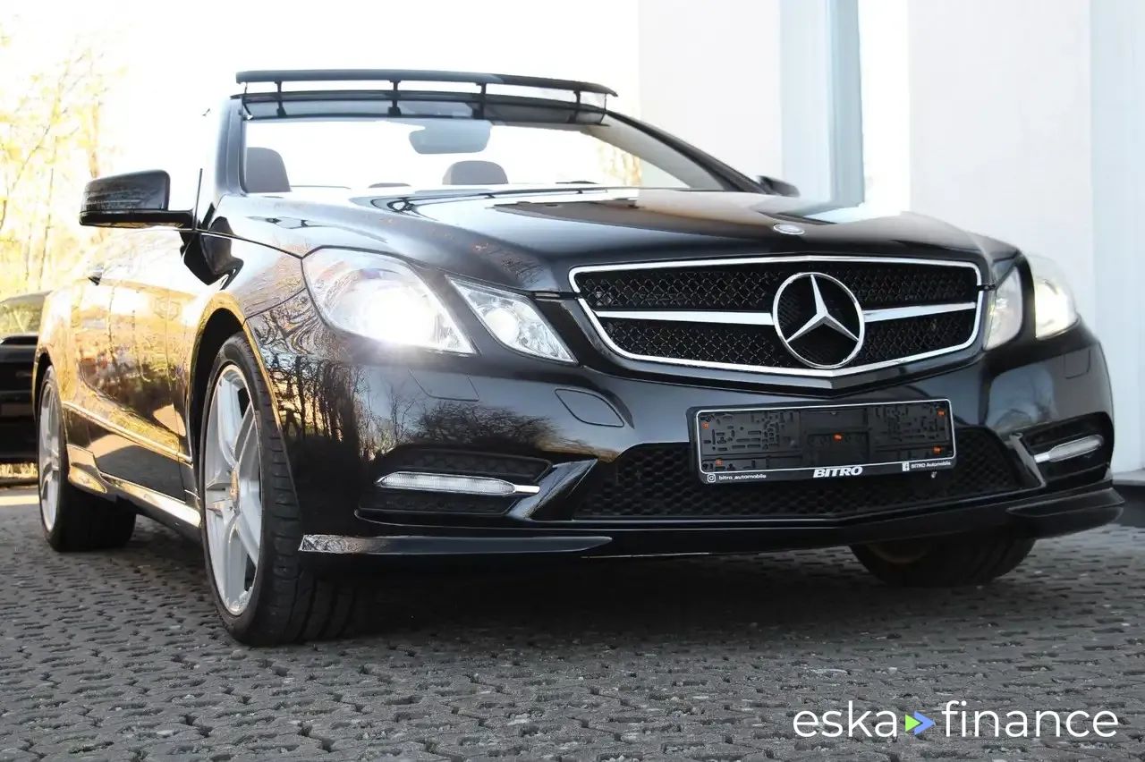 Financování Konvertibilní MERCEDES E 500 2012