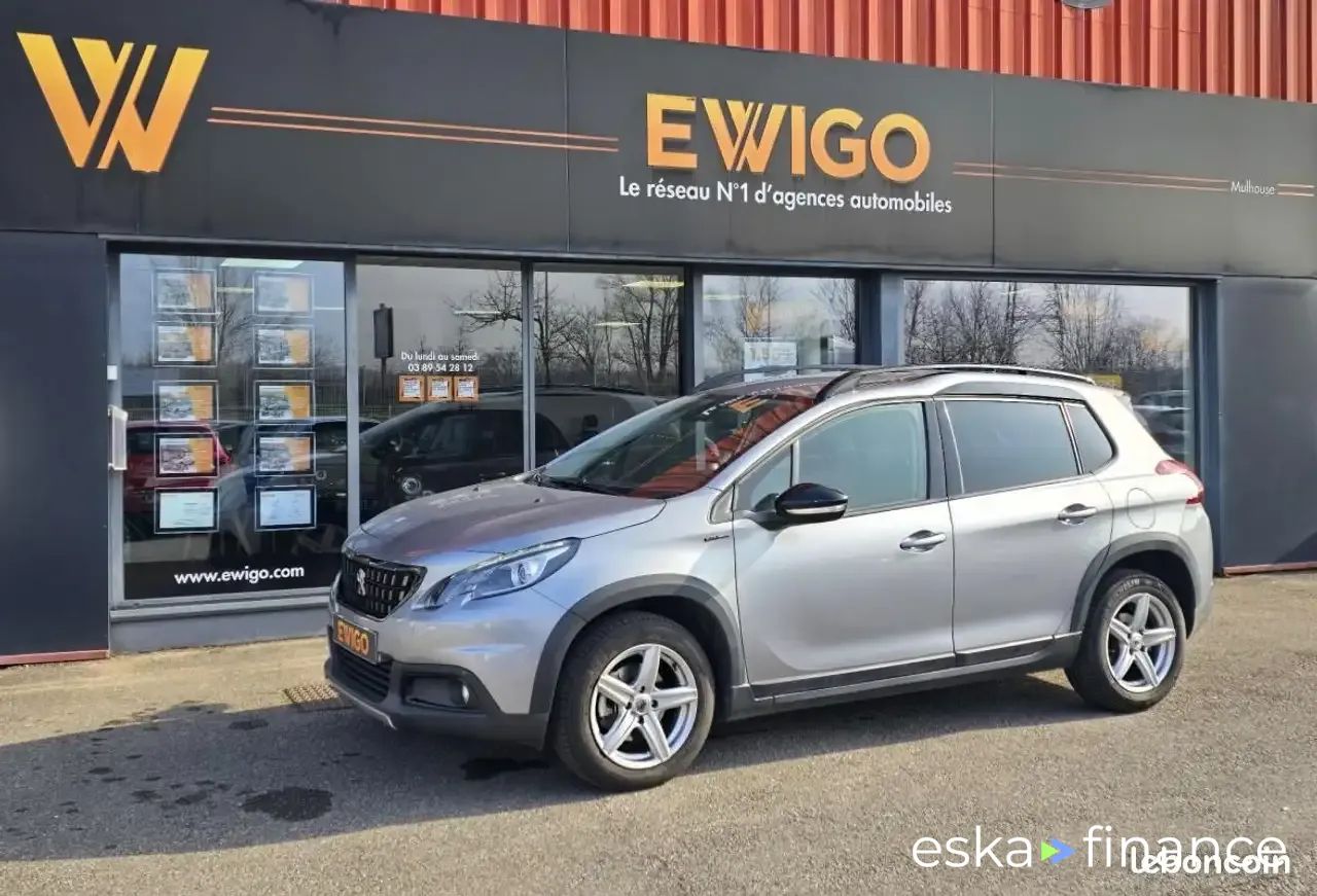 Lízing Hatchback Peugeot 2008 2017