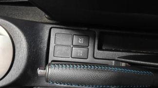 Lízing Sedan Toyota Yaris 2012