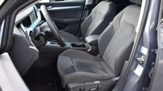 Financování Sedan Volkswagen Golf 2024