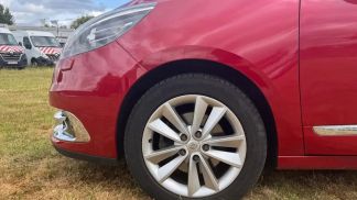 Lízing Hatchback Renault Scenic 2012