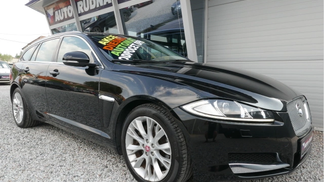 Wóz Jaguar XF 2014