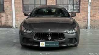 Lízing Sedan Maserati Ghibli 2014
