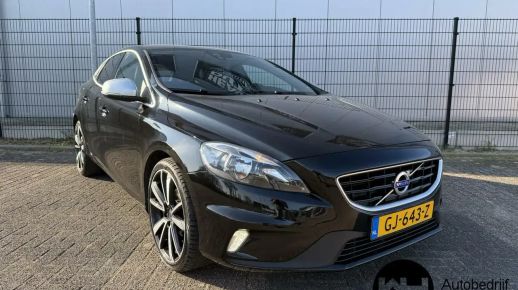Volvo V40 2015