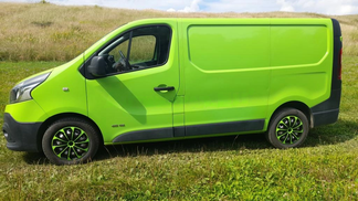 Finansowanie Zamknięte pudełko Renault Trafic 2016