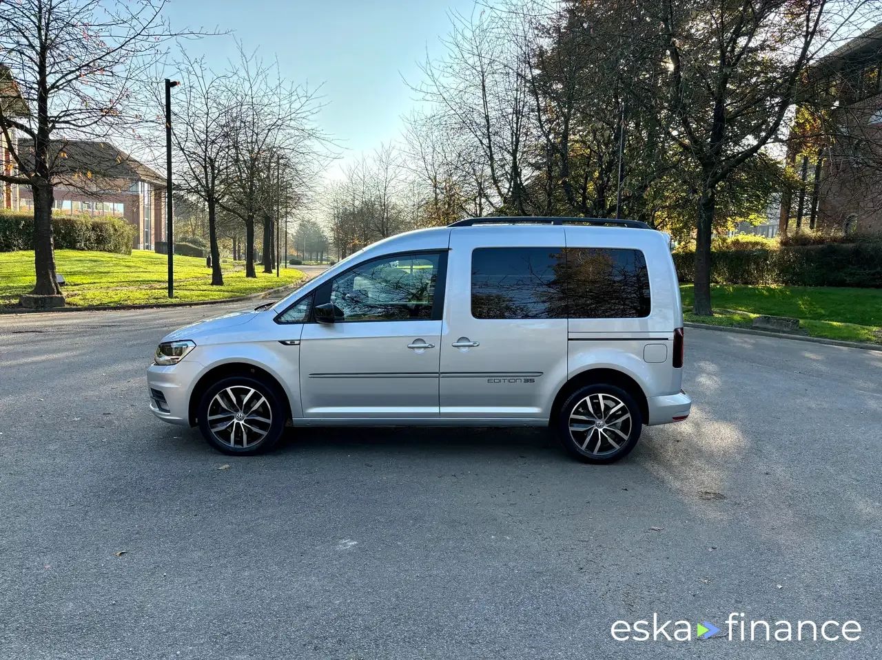 Lízing Hatchback Volkswagen Caddy 2019