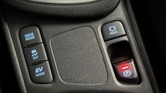 Leasing Sedan Toyota Yaris 2022
