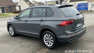 Leasing Sedan Volkswagen Tiguan 2022