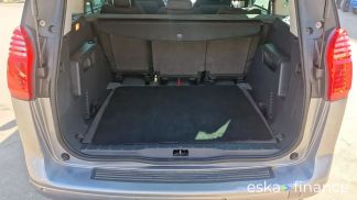 Lízing Hatchback Peugeot 5008 2016
