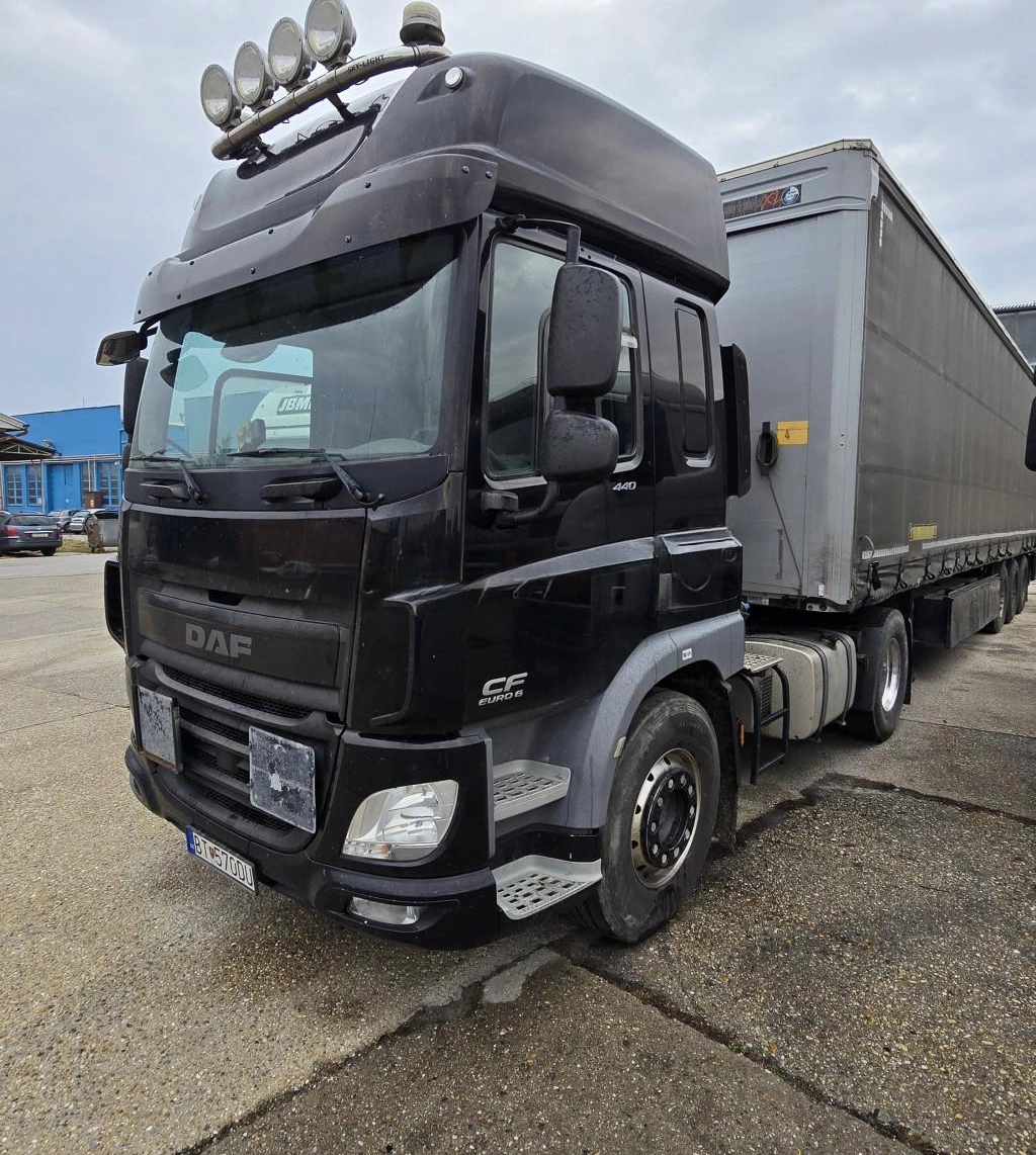 Lízing Traktor DAF 440 FT 2014