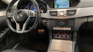 Financování Hatchback MERCEDES E 220 2015