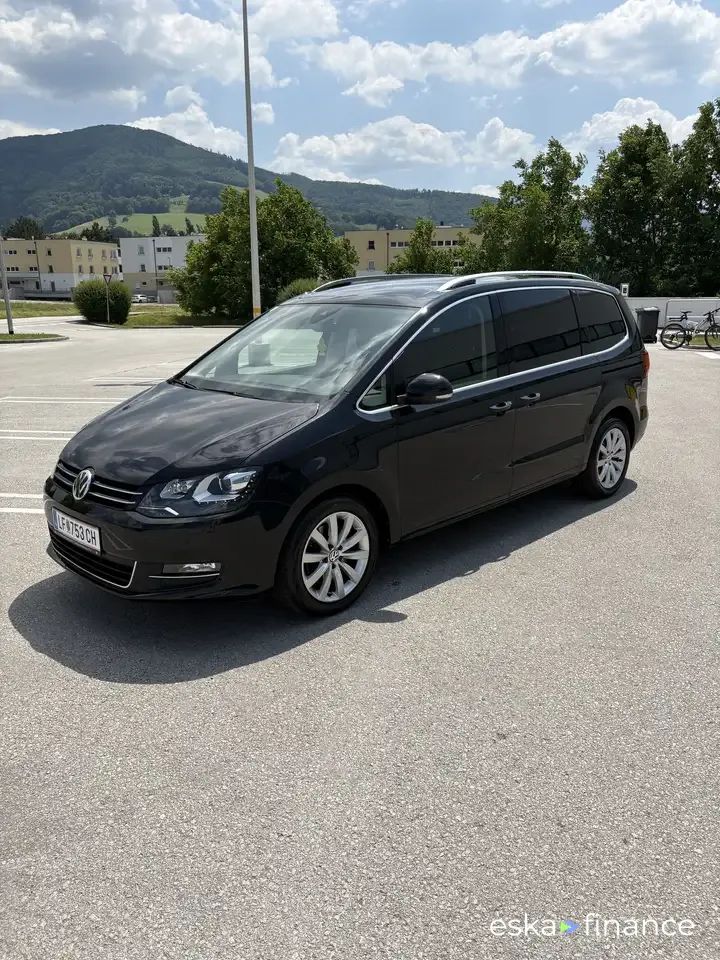 Leasing Hatchback Volkswagen Sharan 2019