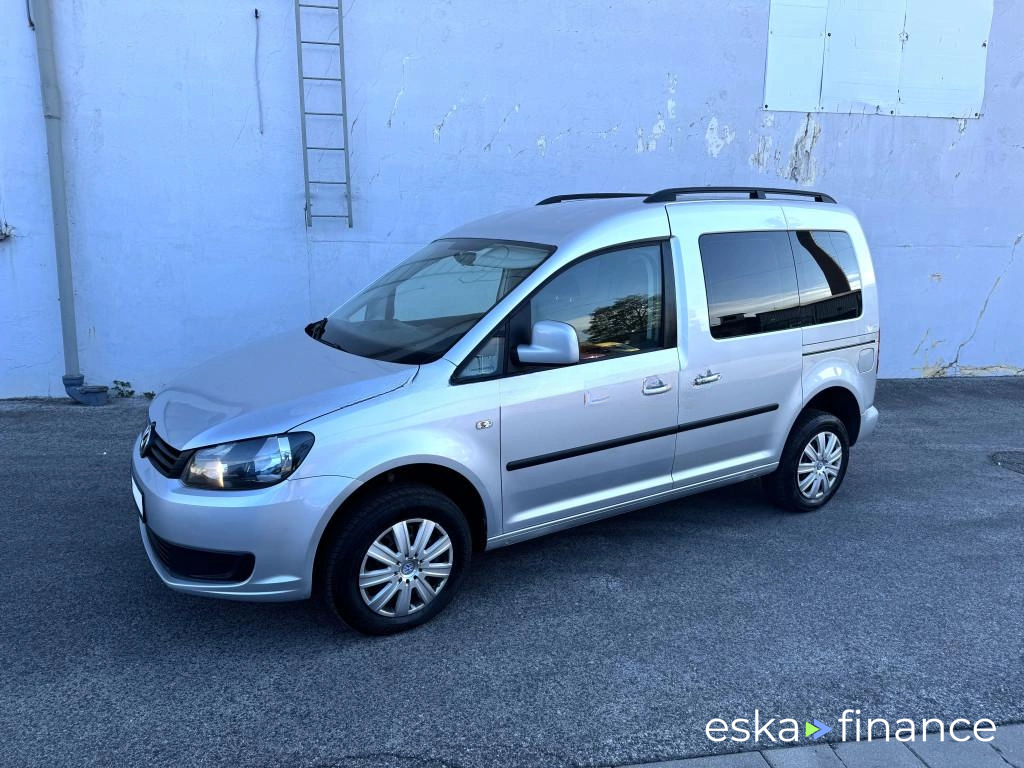 Lízing Kombi Volkswagen Caddy 2014