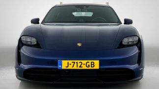 Lízing Sedan Porsche Taycan 2020