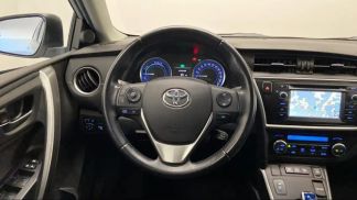 Leasing Sedan Toyota Auris 2014