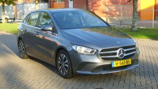 Leasing Hatchback MERCEDES B 180 2020