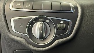 Lízing Hatchback MERCEDES V 300 2020
