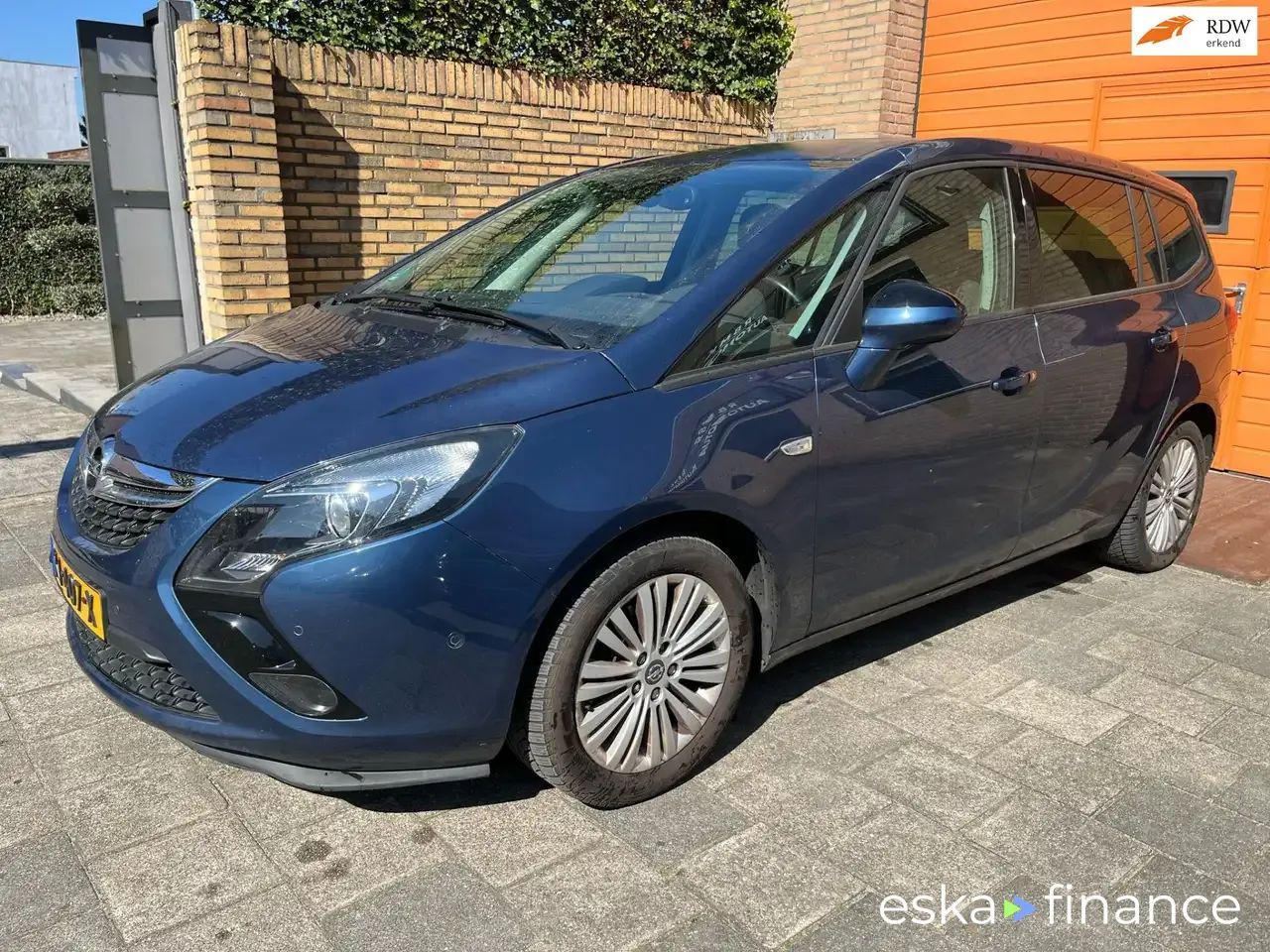 Lízing Hatchback Opel Zafira Tourer 2016
