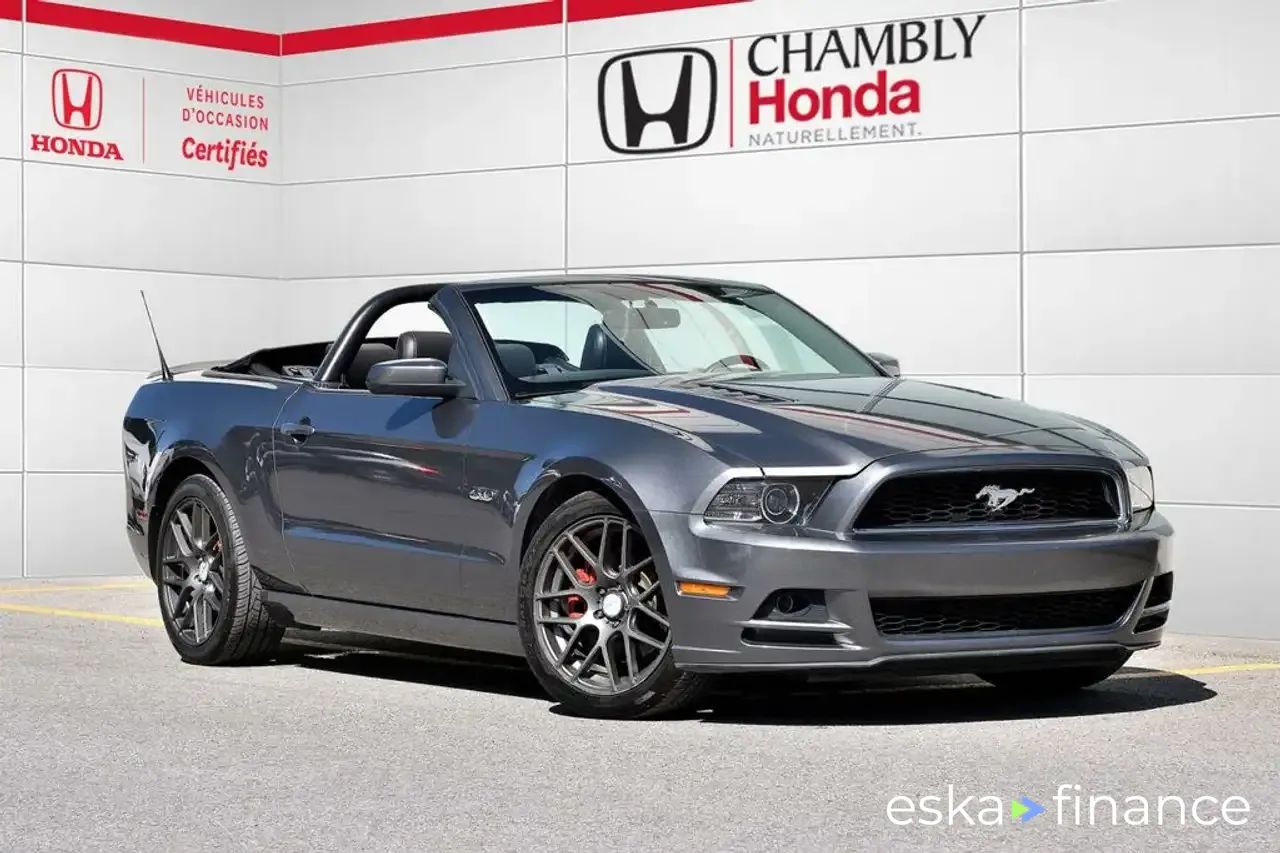 Lízing Kabriolet Ford Mustang 2013