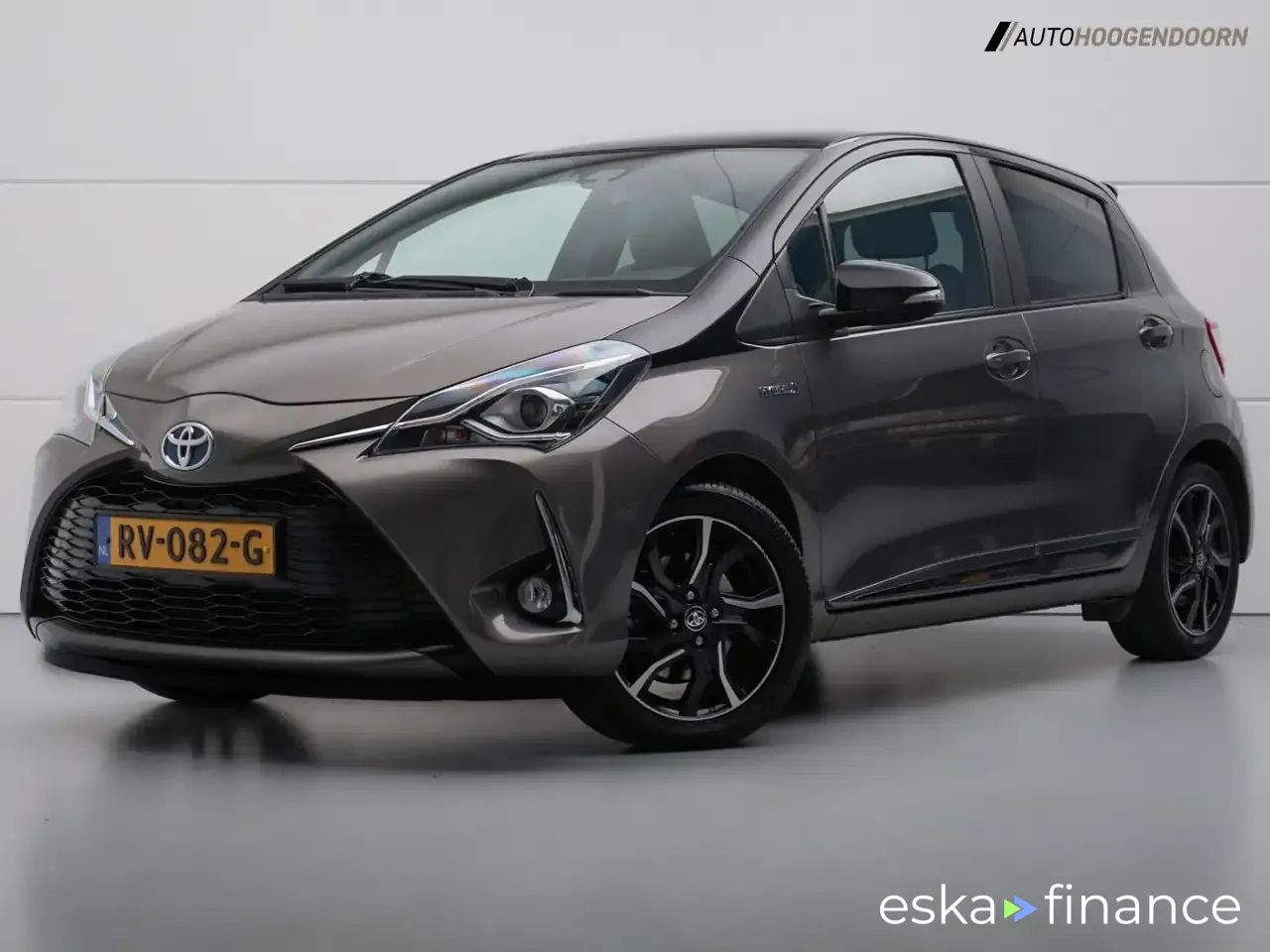 Lízing Hatchback Toyota Yaris 2018