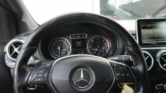 Lízing Hatchback MERCEDES B 220 2013