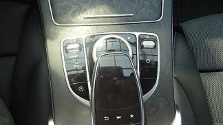 Lízing Sedan MERCEDES C 180 2019