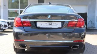 Finansowanie Sedan BMW 750 2013
