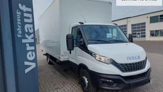 Closed truck Iveco DAILY 2021