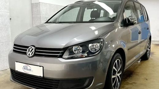 Volkswagen Touran 2011