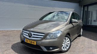 Lízing Hatchback MERCEDES B 180 2012