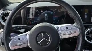 Lízing Sedan MERCEDES A 180 2021