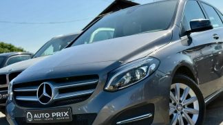 Lízing Hatchback MERCEDES B 180 2016