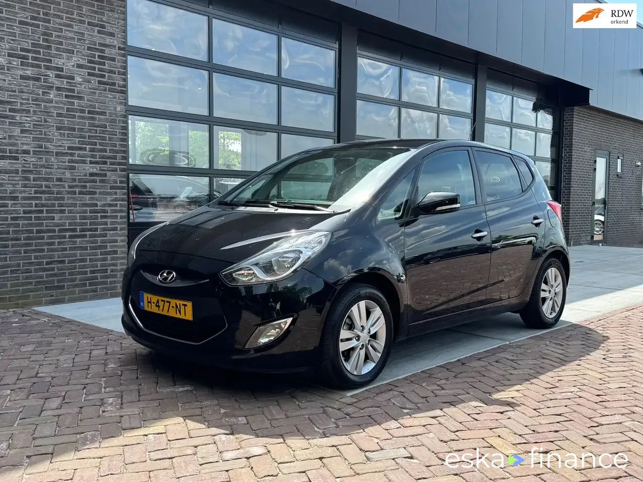 Leasing Hatchback Hyundai ix20 2015