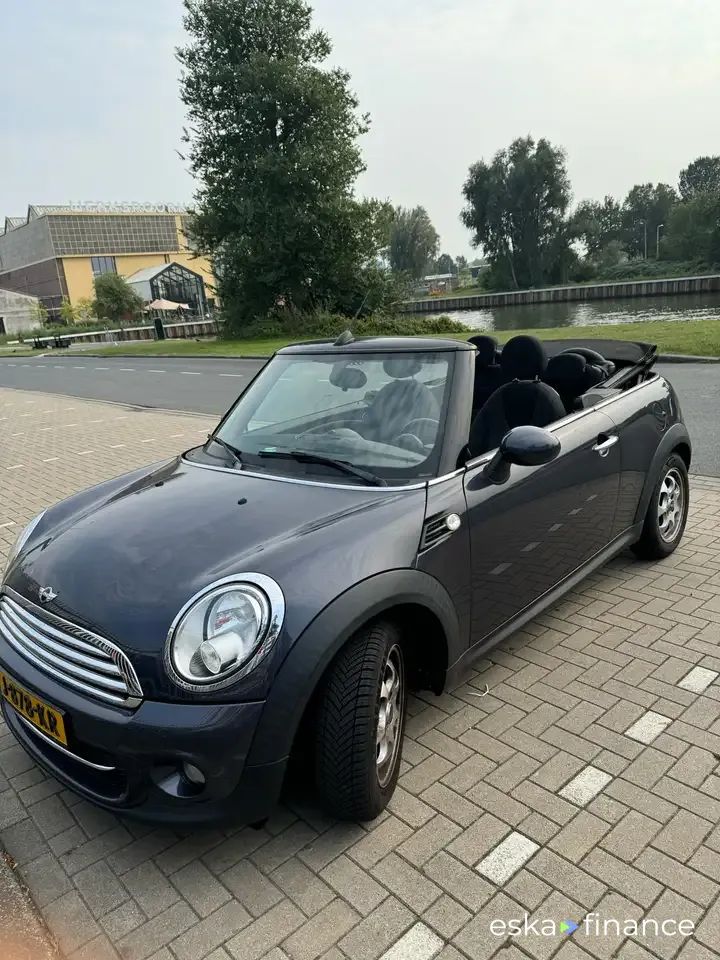 Lízing Kabriolet MINI Cooper Cabrio 2012