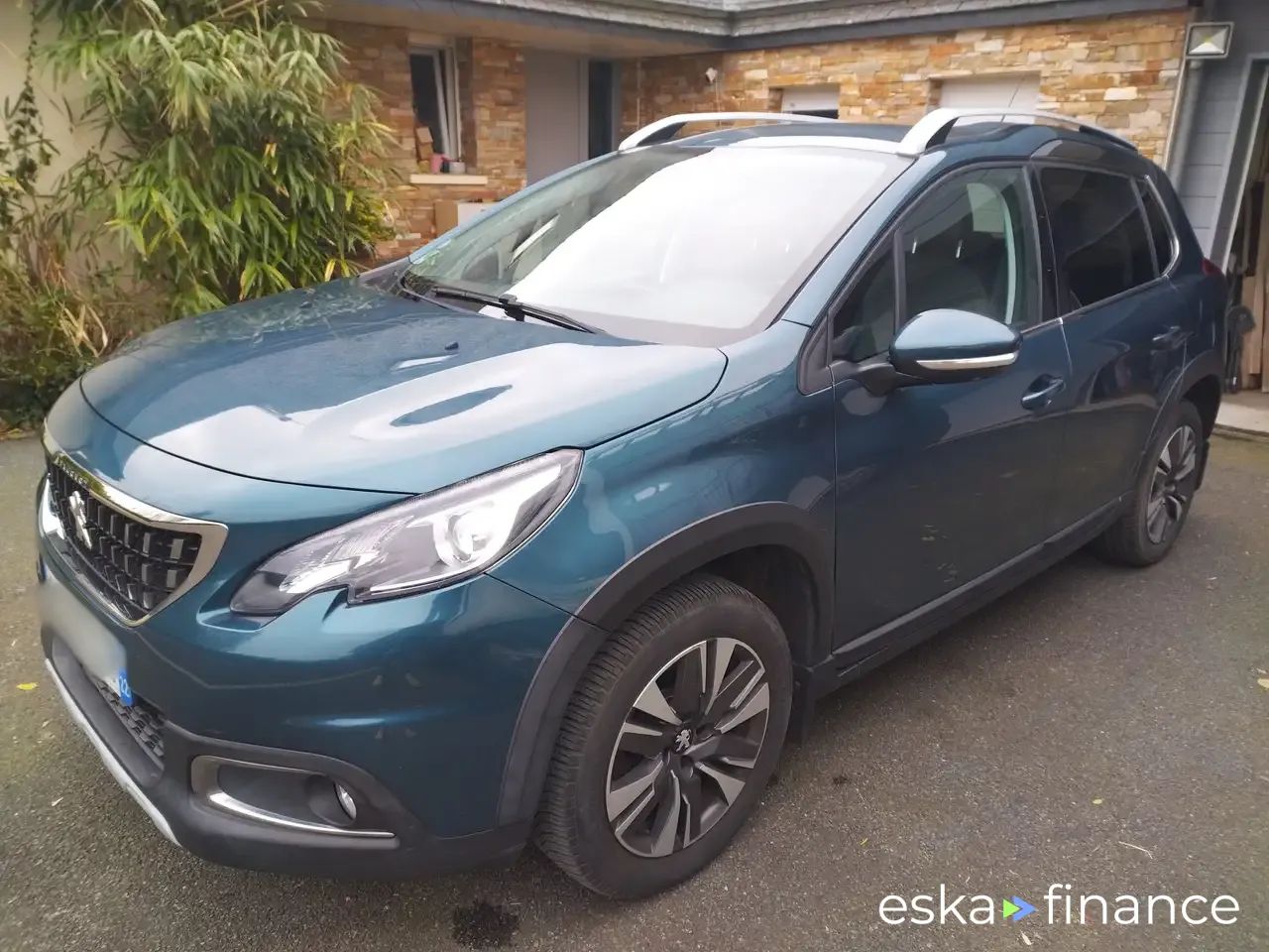 Lízing SUV Peugeot 2008 2019