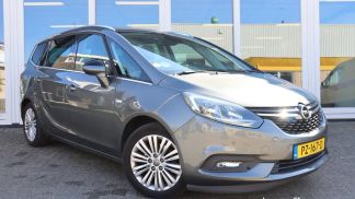 Lízing Hatchback Opel Zafira 2017