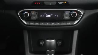 Lízing Hatchback Hyundai i30 2023