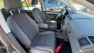 Lízing Hatchback Volkswagen Touran 2015