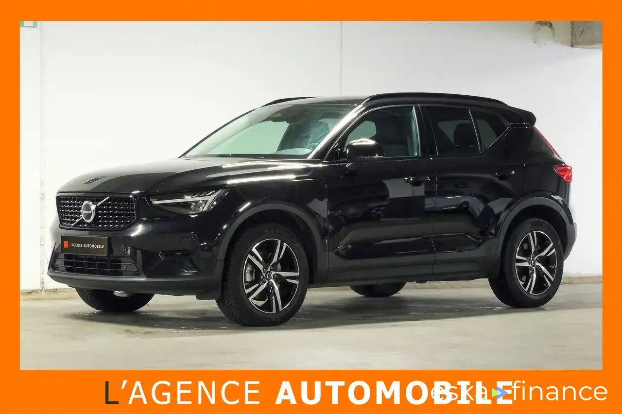 Leasing SUV Volvo XC40 2024