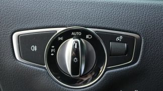 Lízing Sedan MERCEDES E 300 2023