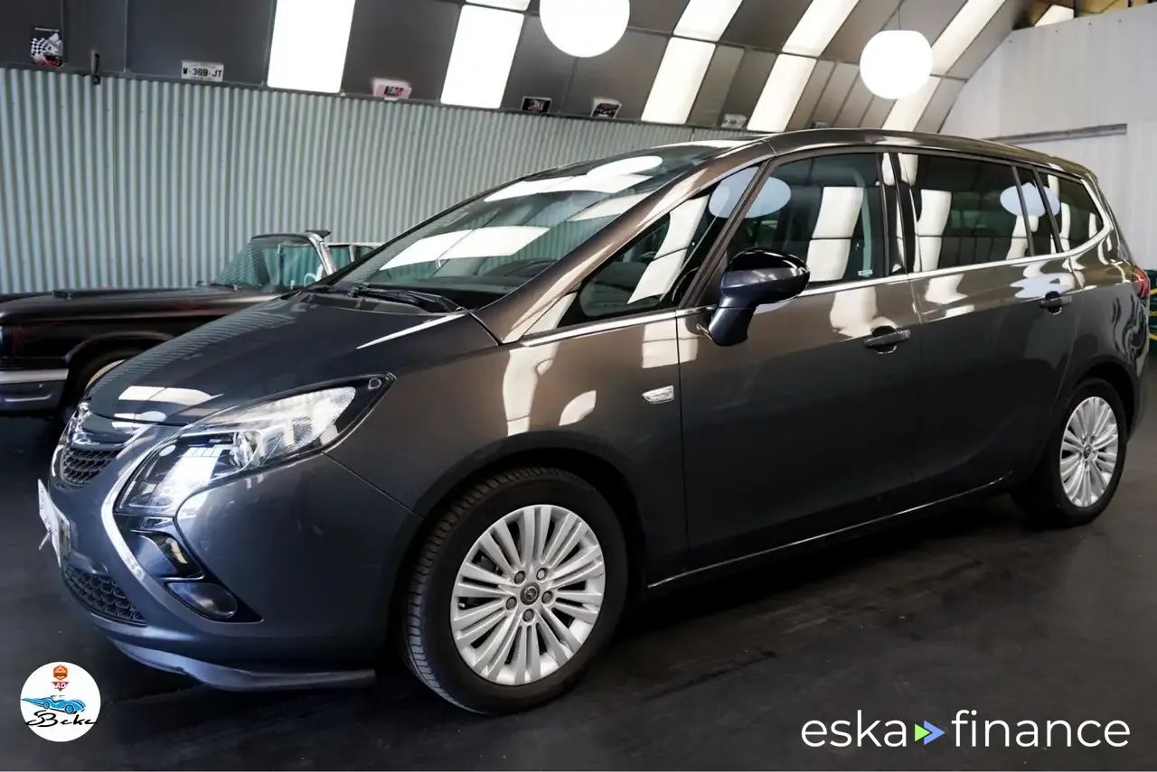 Leasing Hayon Opel Zafira Tourer 2016